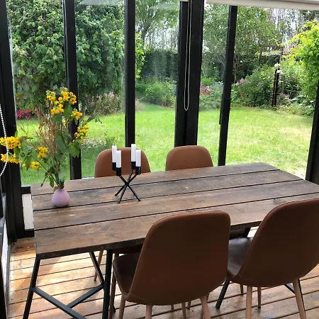 別荘 2 Private Tiny Houses On Beautiful Nature Plot, Private Parking *