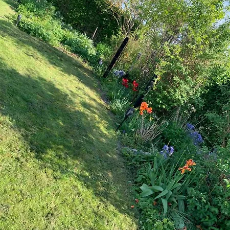 2 Private Tiny Houses On Beautiful Nature Plot, Private Parking * ランダーズ